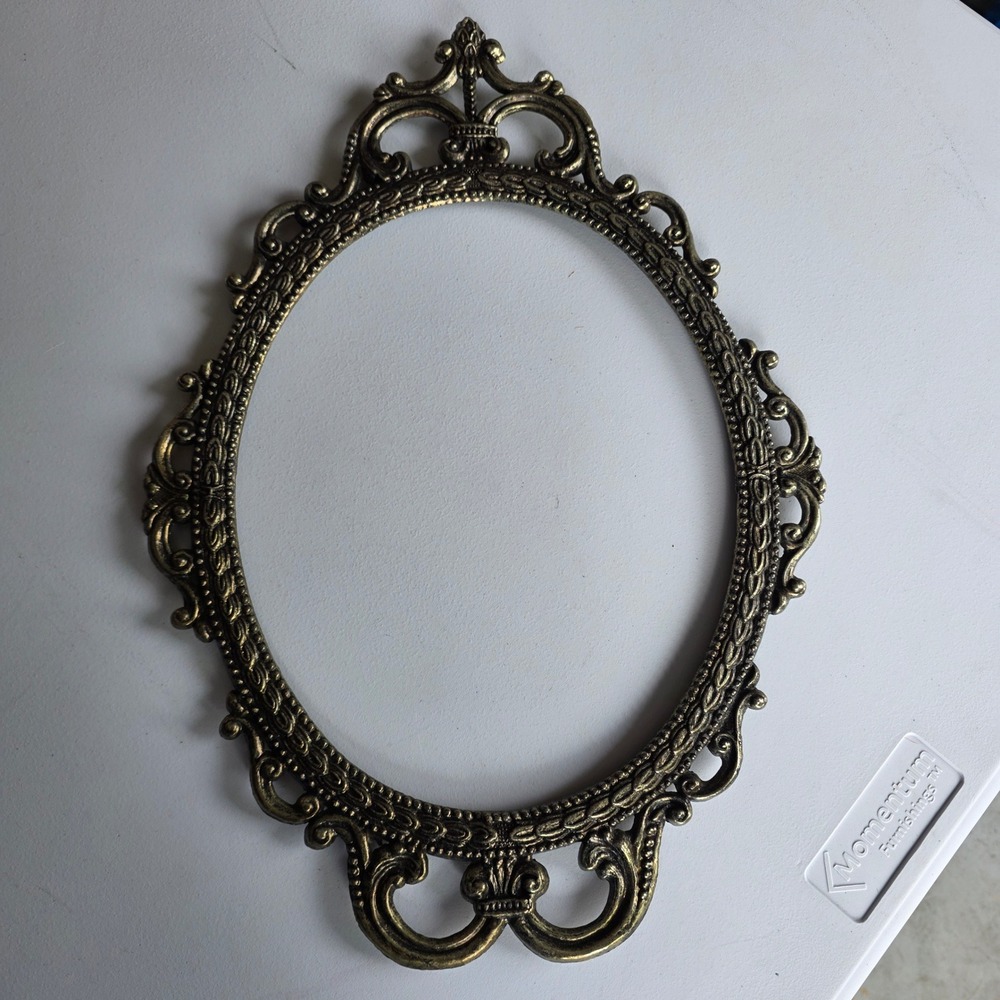 Vintage Brass Gilded Oval Picture Frame Hollywood Regency Ornate Scroll Filigree